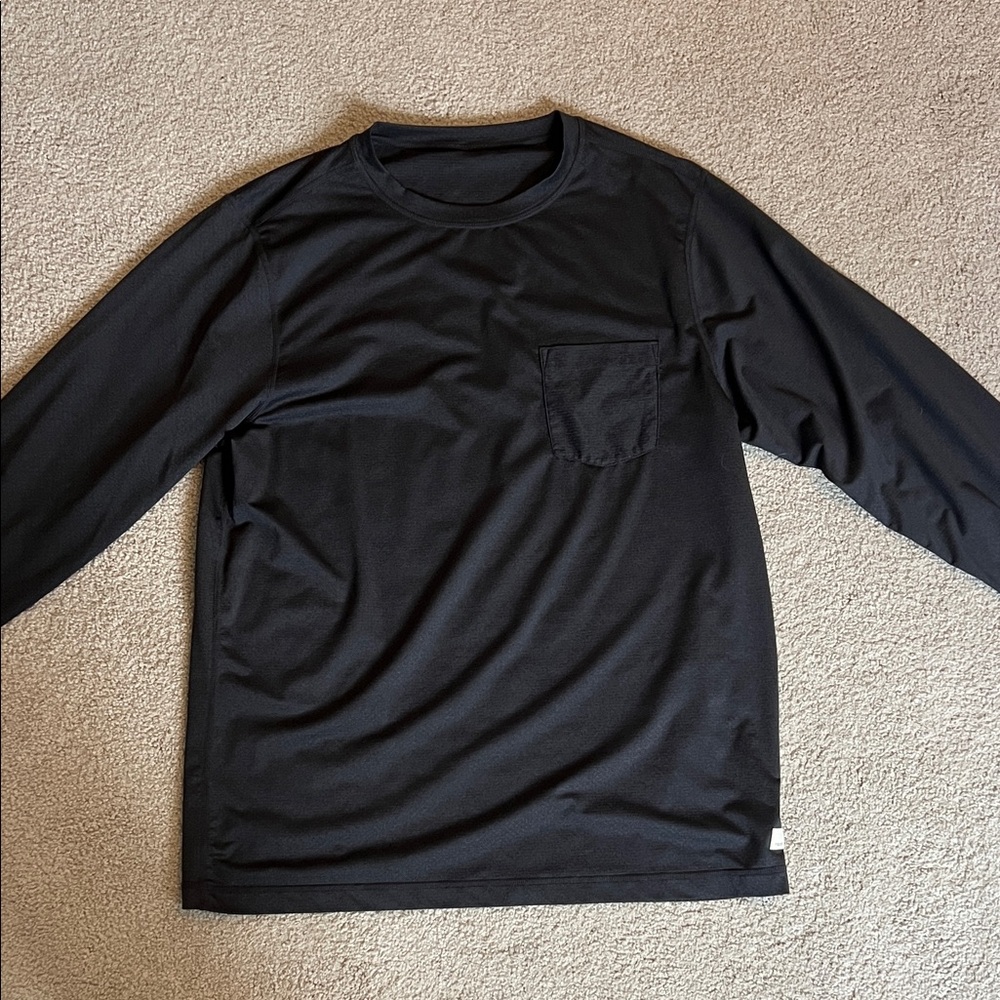 Vuori Men's Black Long Sleeve Atheltica Tee
